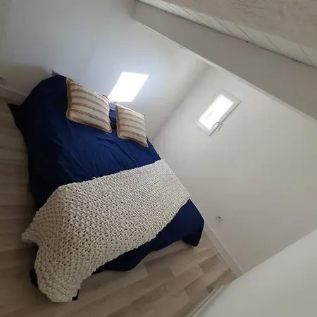 Maison Pleine De Charme Avec Grand Jacuzzi Prive * אגדה